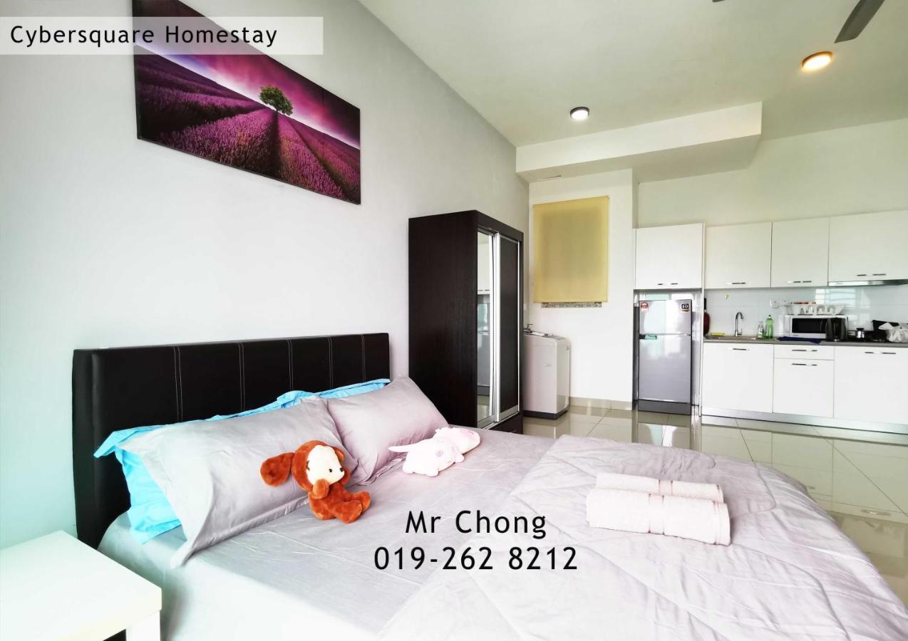 Cybersqaure Studio Suites With Netfilx @10 Min Walking Distance To Mcd Cyberjaya Exteriör bild