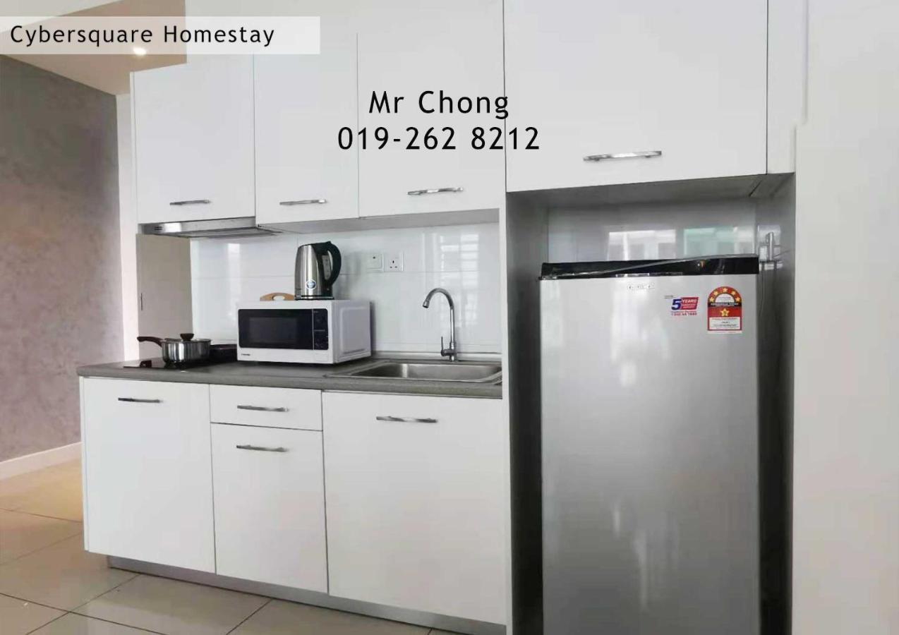 Cybersqaure Studio Suites With Netfilx @10 Min Walking Distance To Mcd Cyberjaya Exteriör bild