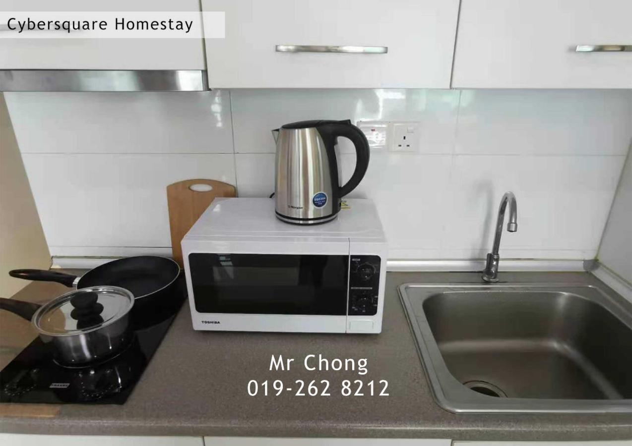 Cybersqaure Studio Suites With Netfilx @10 Min Walking Distance To Mcd Cyberjaya Exteriör bild